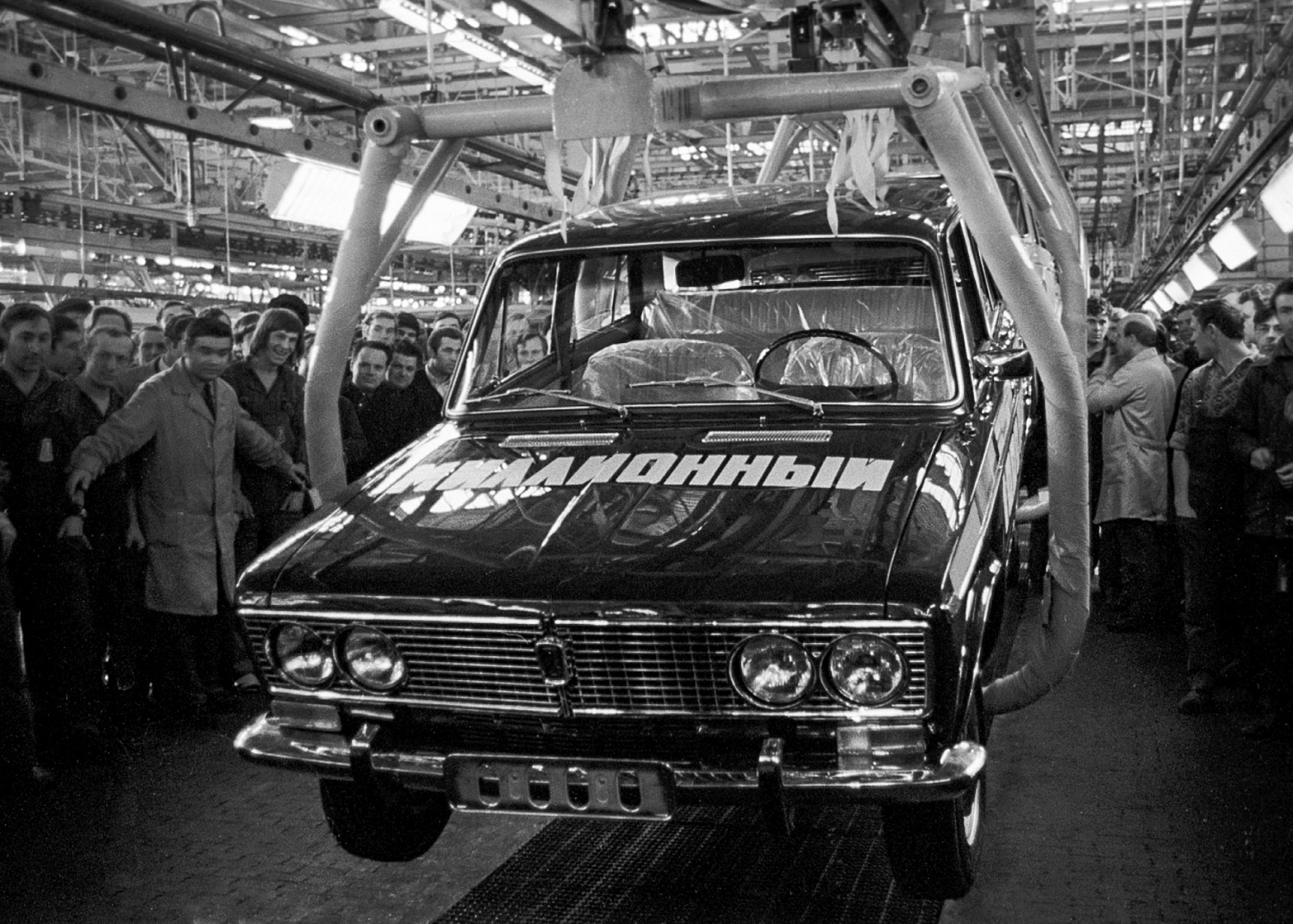 АВТОВАЗУ ИСПОЛНЯЕТСЯ 60 ЛЕТ
